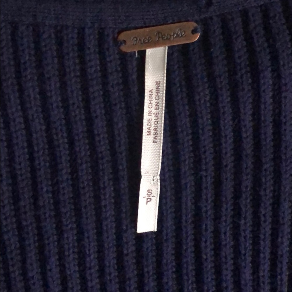 Free People Sweater - Picture 2 of 3